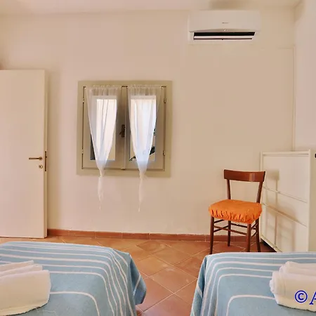 C1. Comfort Apartment, Clima, Shared Swimming Pool * Costa Paradiso