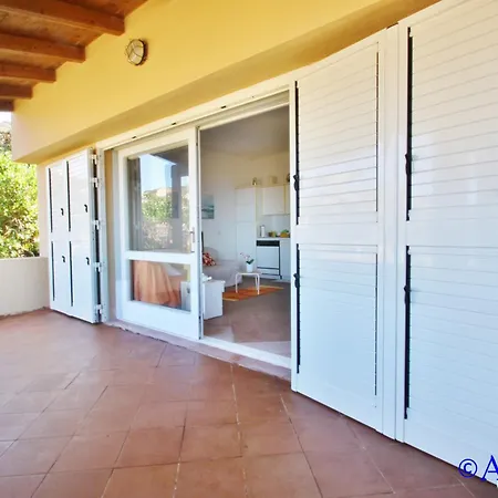 C1. Comfort Apartment, Clima, Shared Swimming Pool * Costa Paradiso