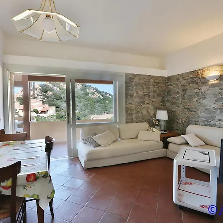 C1. Comfort Apartment, Clima, Shared Swimming Pool *